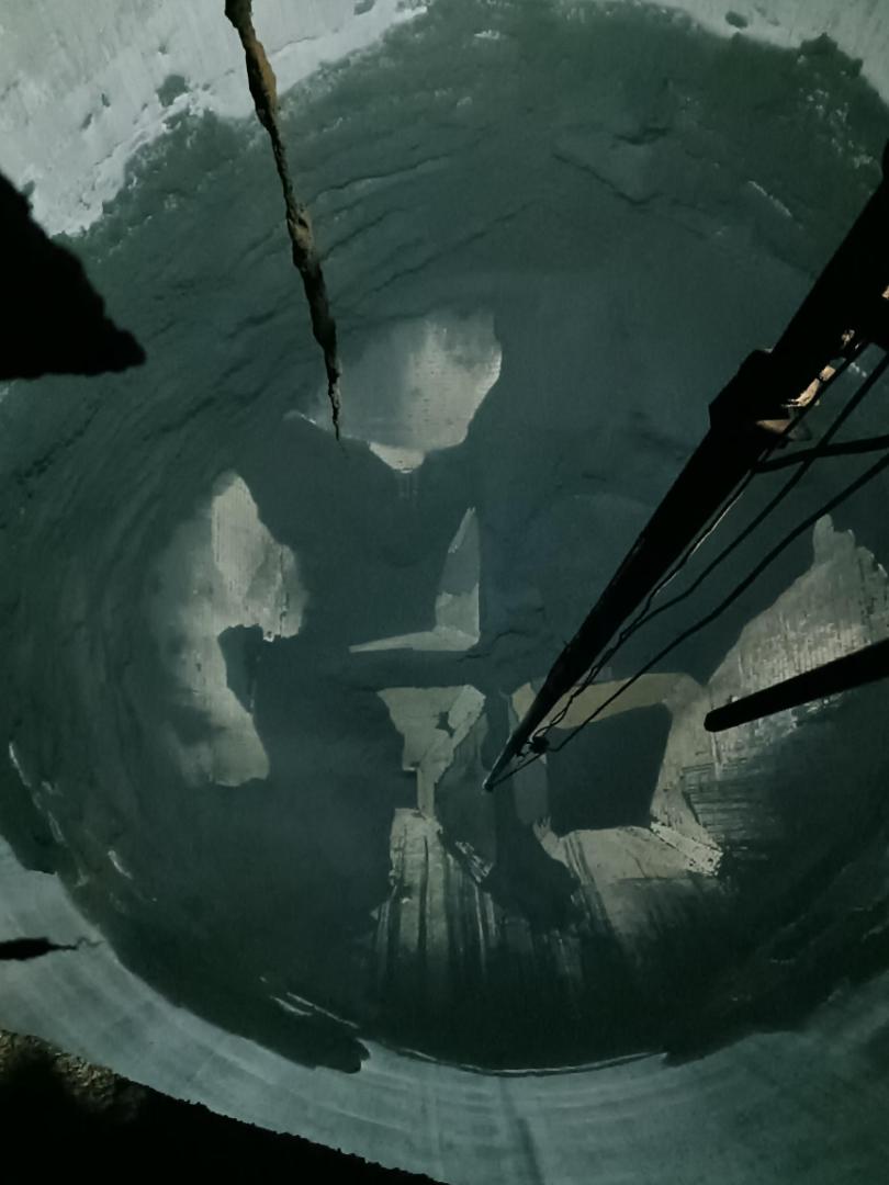 陕西煤仓清理施工 (2).jpg